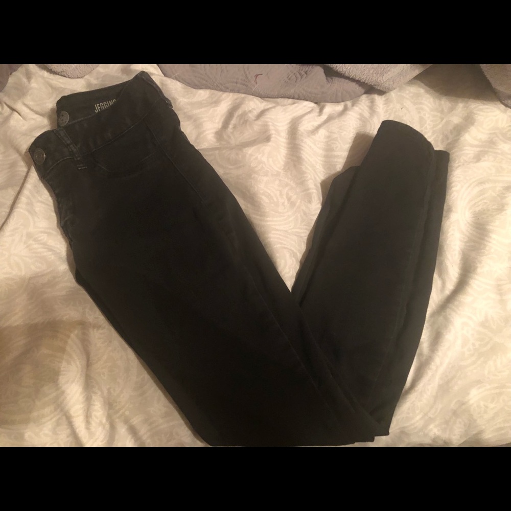 Black jeggings